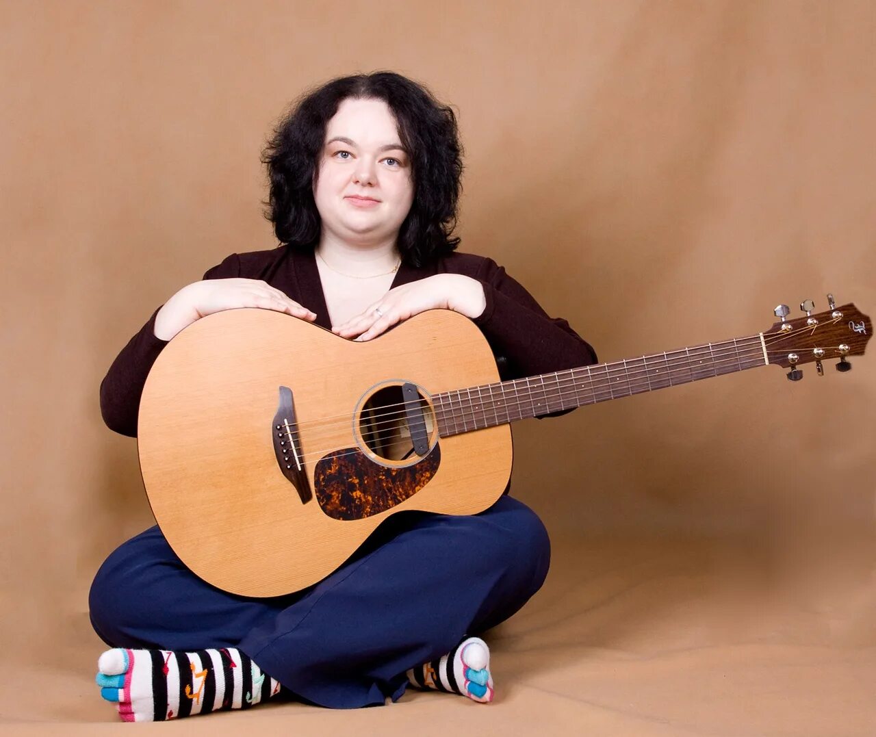 кошка сашка певица. кошка сашка враг. кошка сашка аккорды. кошка сашка враг разбор на гитаре. кошка сашка песня враг.