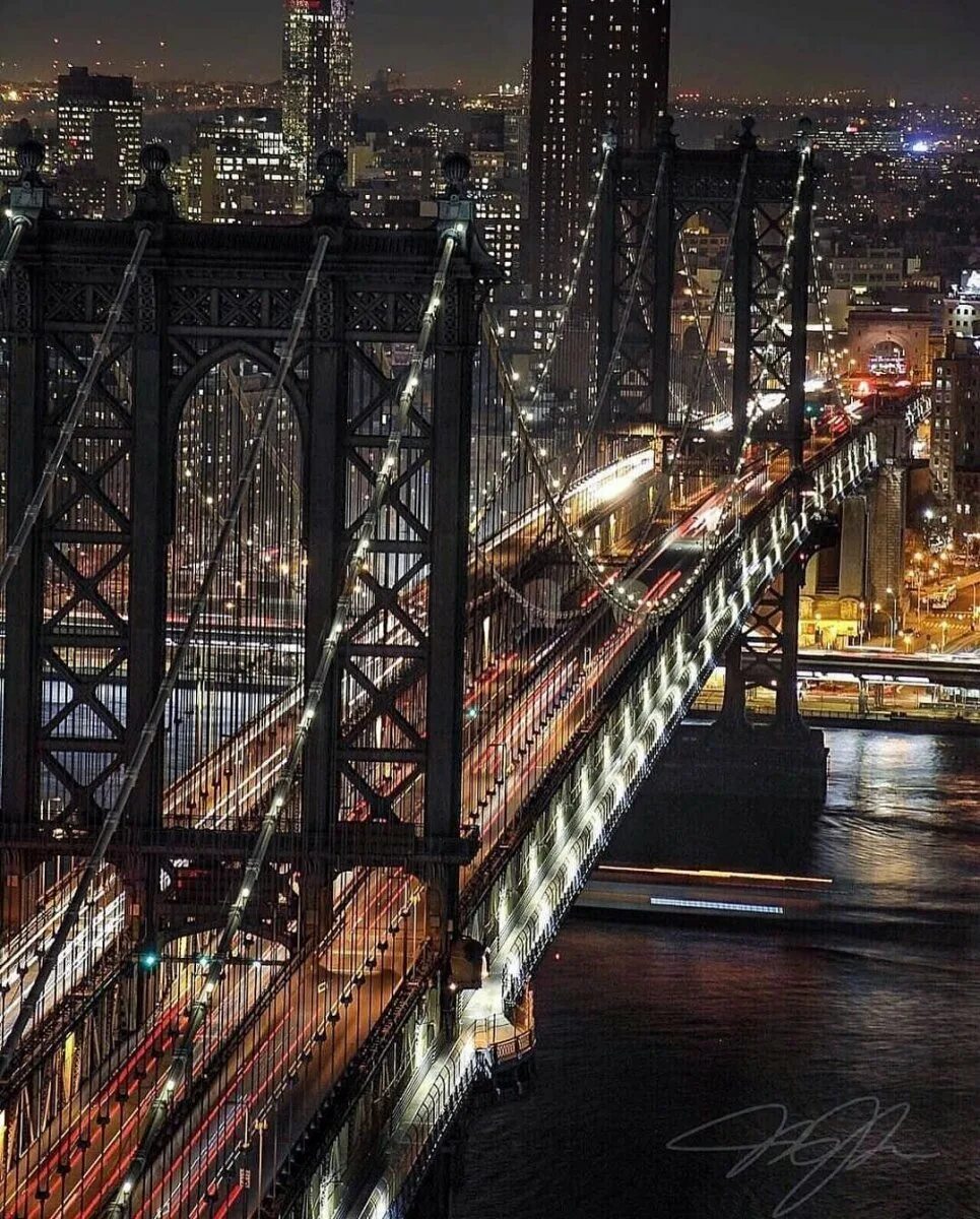 Бруклин мост. Бруклинский мост Нью-Йорк. Ночной Нью-Йорк Бруклинский мост. Бруклинский мост Манхеттен в Нью-Йорке. Бруклинский мост Нью-Йорк ночью.