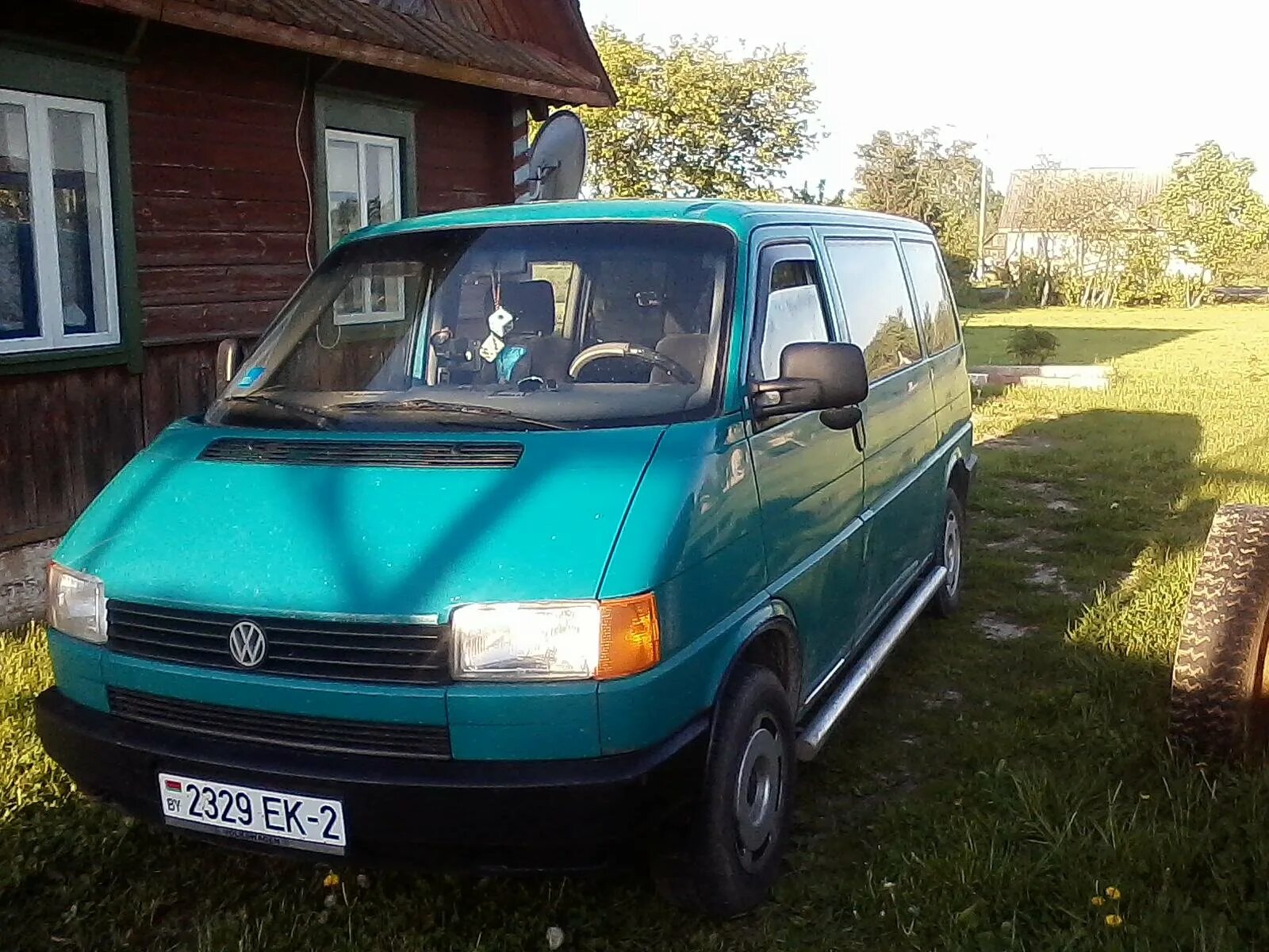 Продам volkswagen. Фольксваген т4 1991. Фольксваген Транспортер т4. Фольксваген Транспортер т4 дизель. Фольксваген транспортёр т4 зеленый.