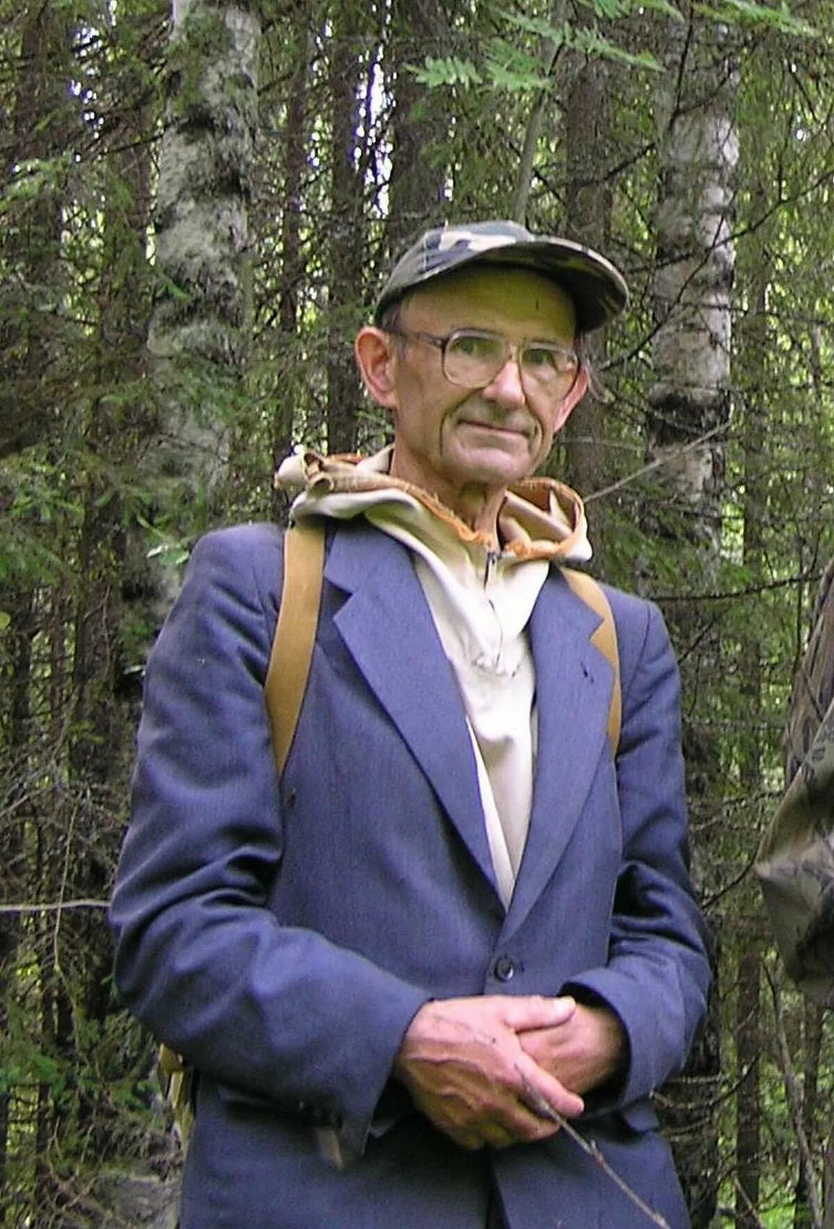 кто работает в заповедниках профессии. геннадий дубино. кто работает в заповедниках профессии. елена ситникова брянский лес. научный сотрудник заповедника.