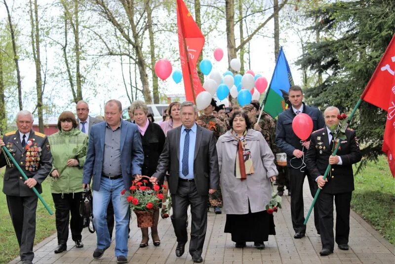 Новости дмитровска. Куликовская СОШ Дмитровский район. Куликово Дмитровский район. Куликово школа Дмитровский район. Глава Дмитровского района Орловской области.