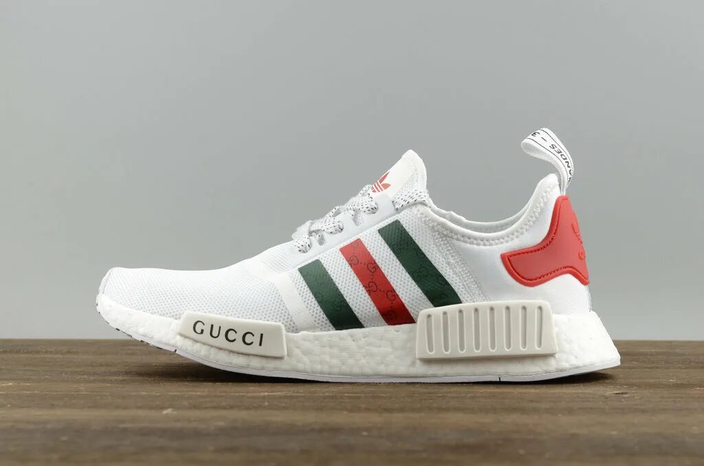 Adidas NMD Gucci. Adidas x Gucci. Адидас гуччи кроссовки. Адидас NMD r1 Gucci. Кроссовки адидас гуччи