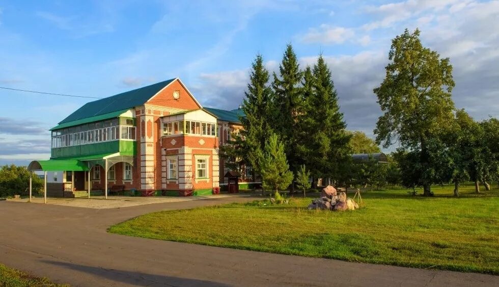 Инжавино гостиница. Гостиница отель. Номер отеля люкс. Деревня карандеевка тамбовская область. Карандеевка тамбовская область.