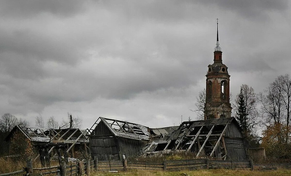 Позабытый брошенный. Заброшеные деревни Костромской области. Заброшенные деревни Костромской области Парфеньевский район. Вымирающие деревни Костромской области. Вымершие села Костромской области.