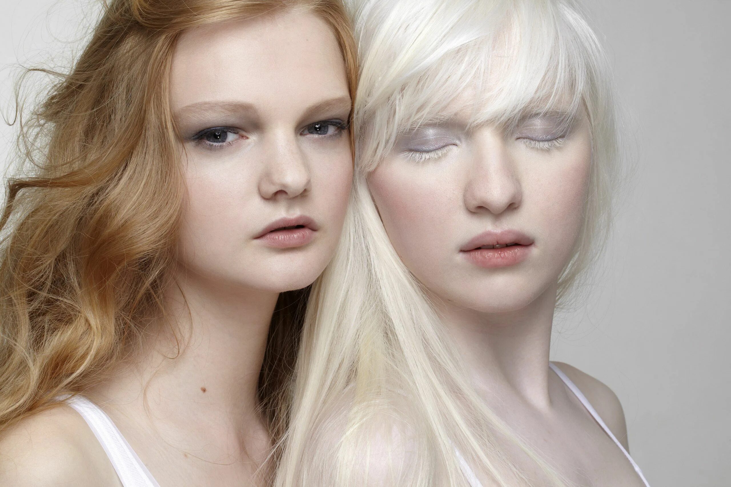 Человек с самой светлой. Модель альбинос Настя Жидкова. Девушка альбинос. Девушка альбинос красивая.