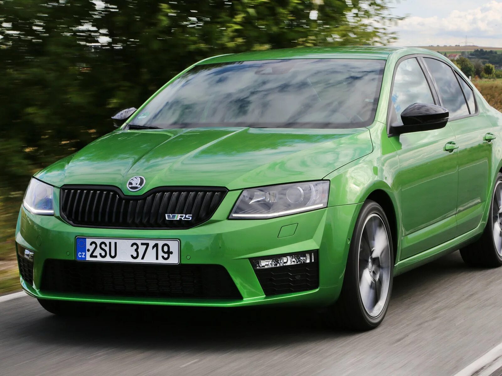 Цвета октавии а5. Skoda Octavia RS 2013.