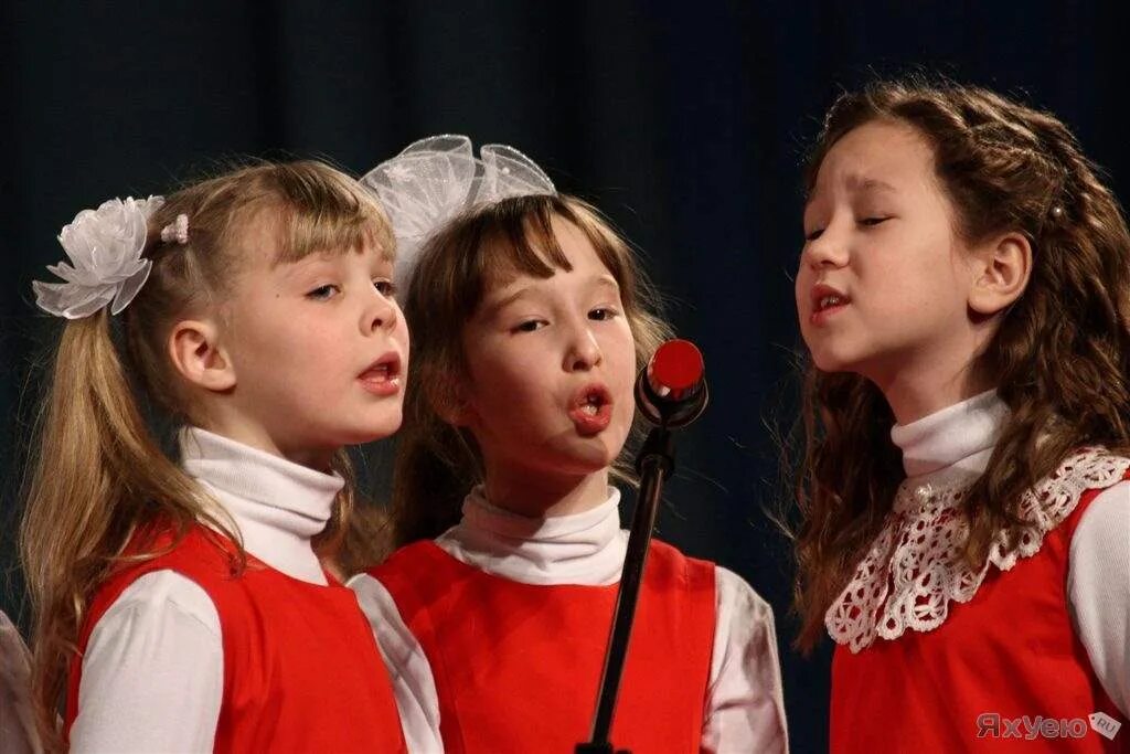 Дети поют. Детское хоровое пение. Дети поют в Хоре. Пение в Хоре.