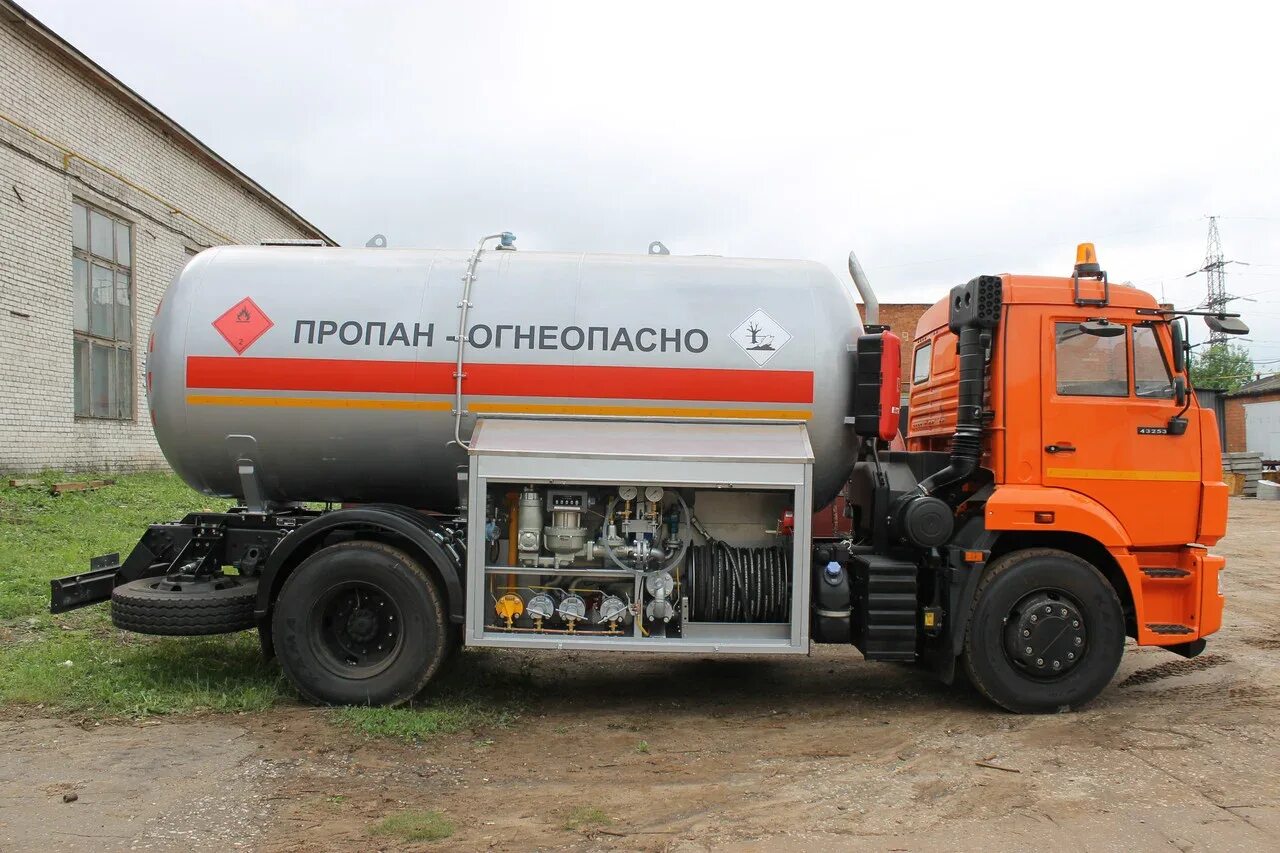 Автономная газификация. Росавтономгаз заправка газгольдера. Газгольдер наземный. Заправка газгольдера. Башавтономгаз газгольдеры.