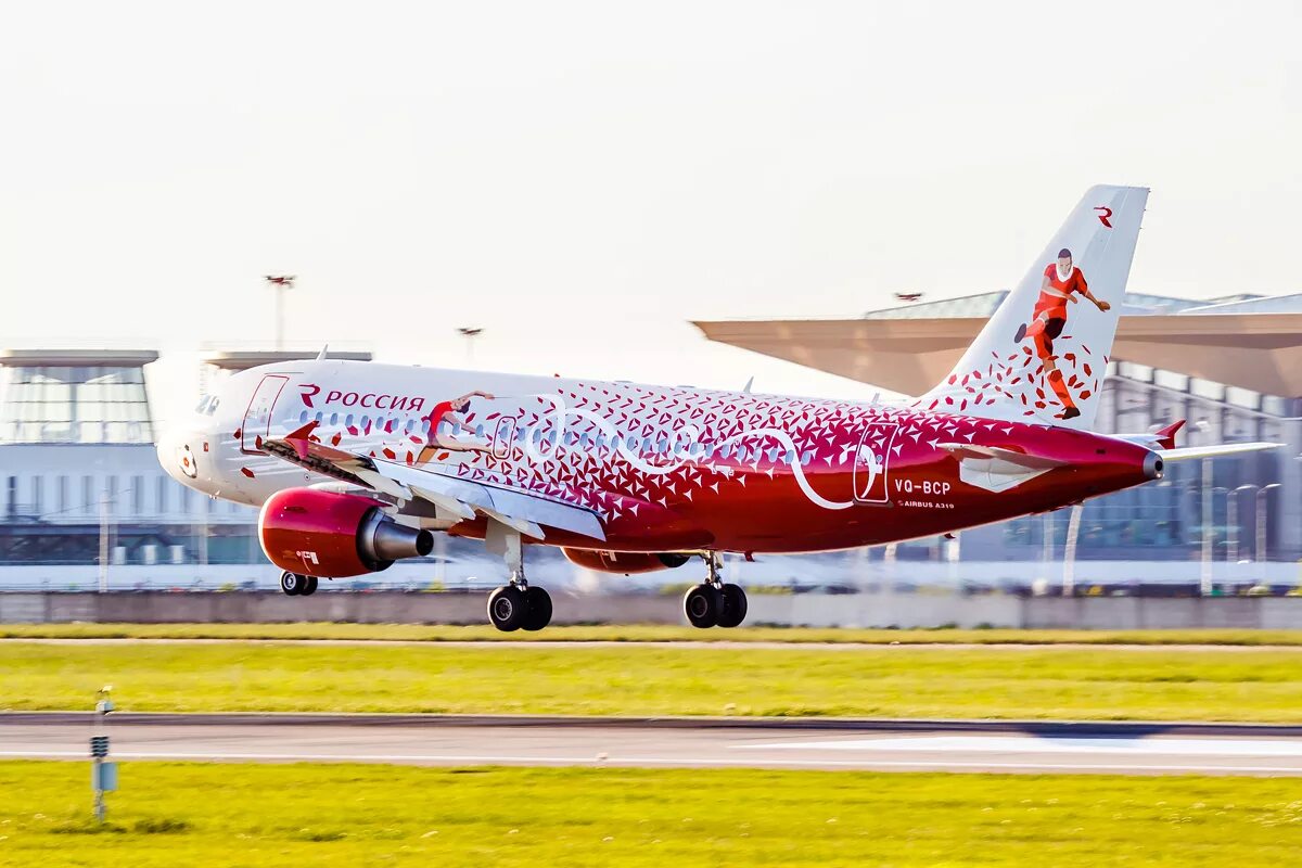 Авиа красноярск санкт петербург. Самолет Airbus a319 авиакомпания Россия. Ливрея авиакомпании Россия а-319. Самолет Россия FV 5502. Ливрея Аэрофлот а319.