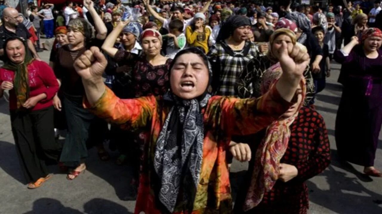 Чин народ. Уйгуры. Уйгуры в Китае.