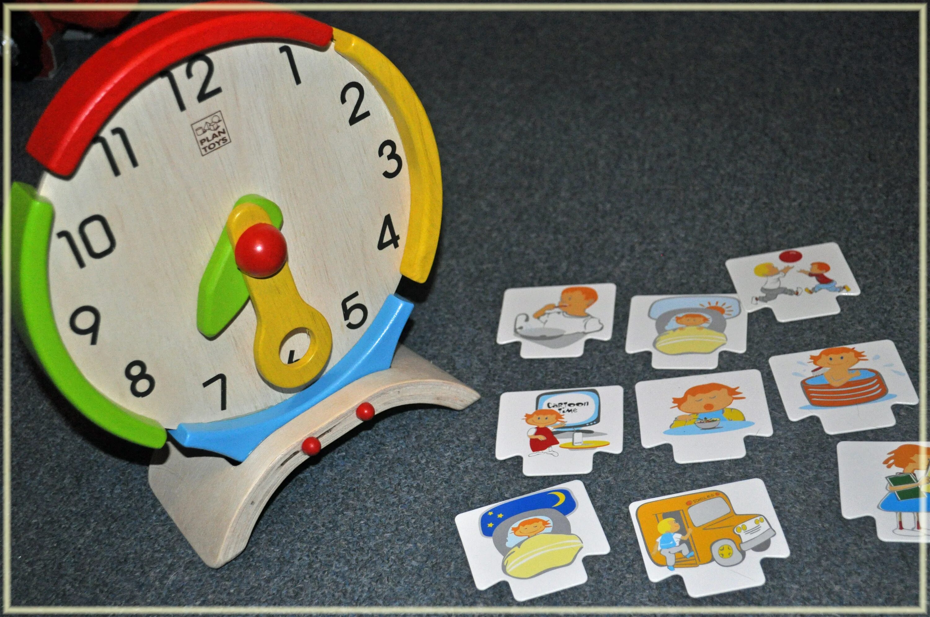 Activity clock. Часы plan toys. часы activity. часы plan toys механизм.