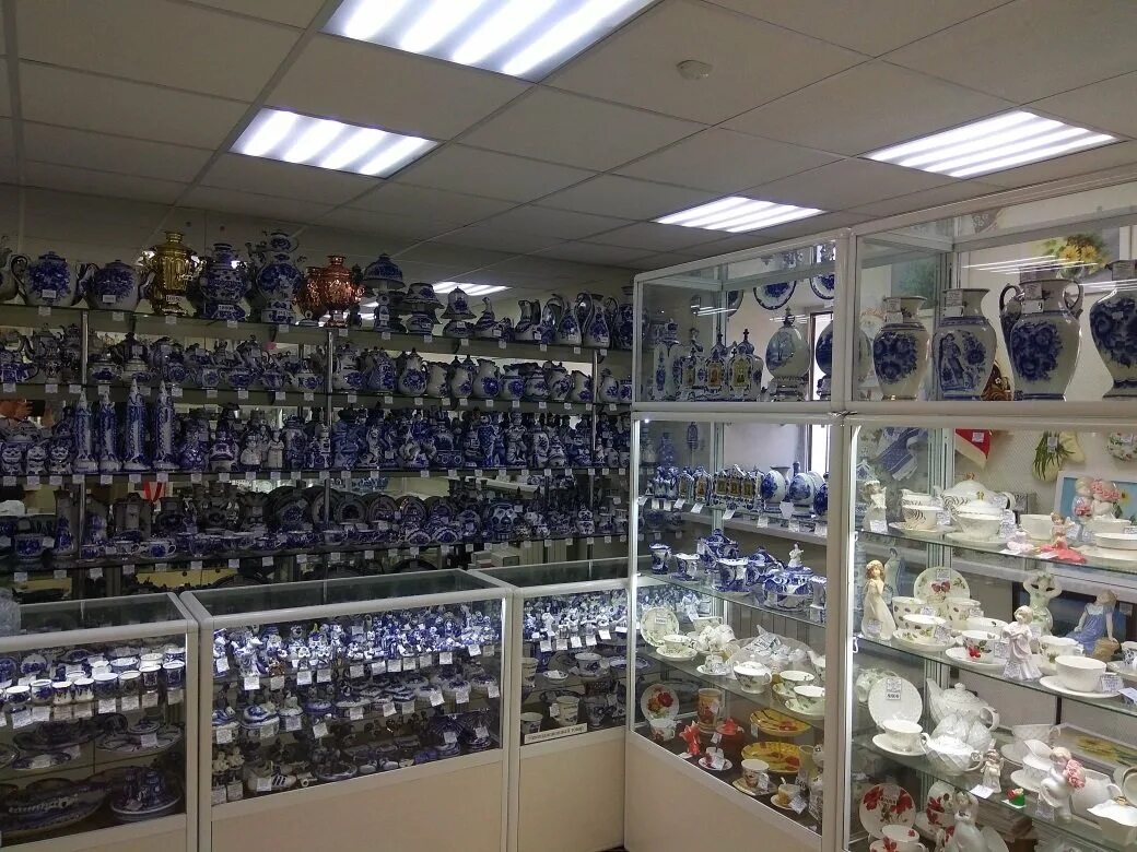 самарские товары. самарская продукция. мегапластик самара товарная. магазин самара. рынок автоаксессуаров.