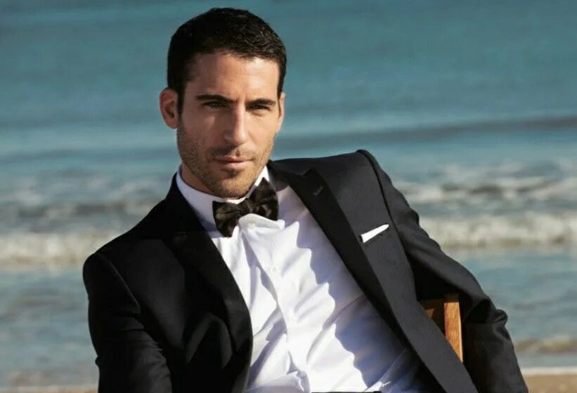 Джон кортахарена и дэвид ганди. Красивые испанские мужчины. Испанская внешность мужская. Испания мужчины. Мариано ди вайо с бородой.