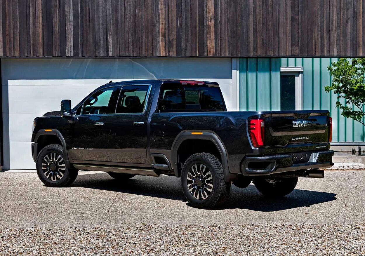 Пикаперы 2024. GMC Sierra Denali 2500hd. GMC Sierra 2500. GMC Sierra 2024.