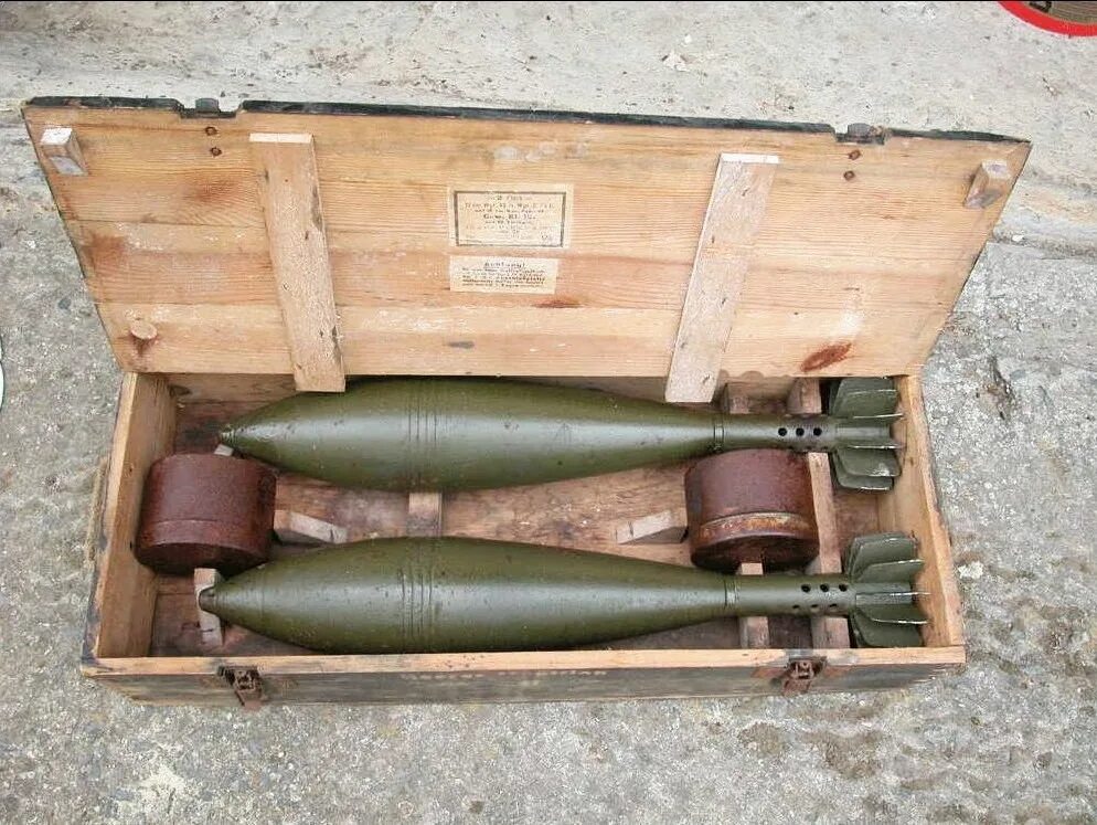 160 мм мина. 120 Мм миномет вермахта. 12 Cm WGR 42. Минометные мины вермахта 120 мм. 120-Мм миномёт gr.w. 42.