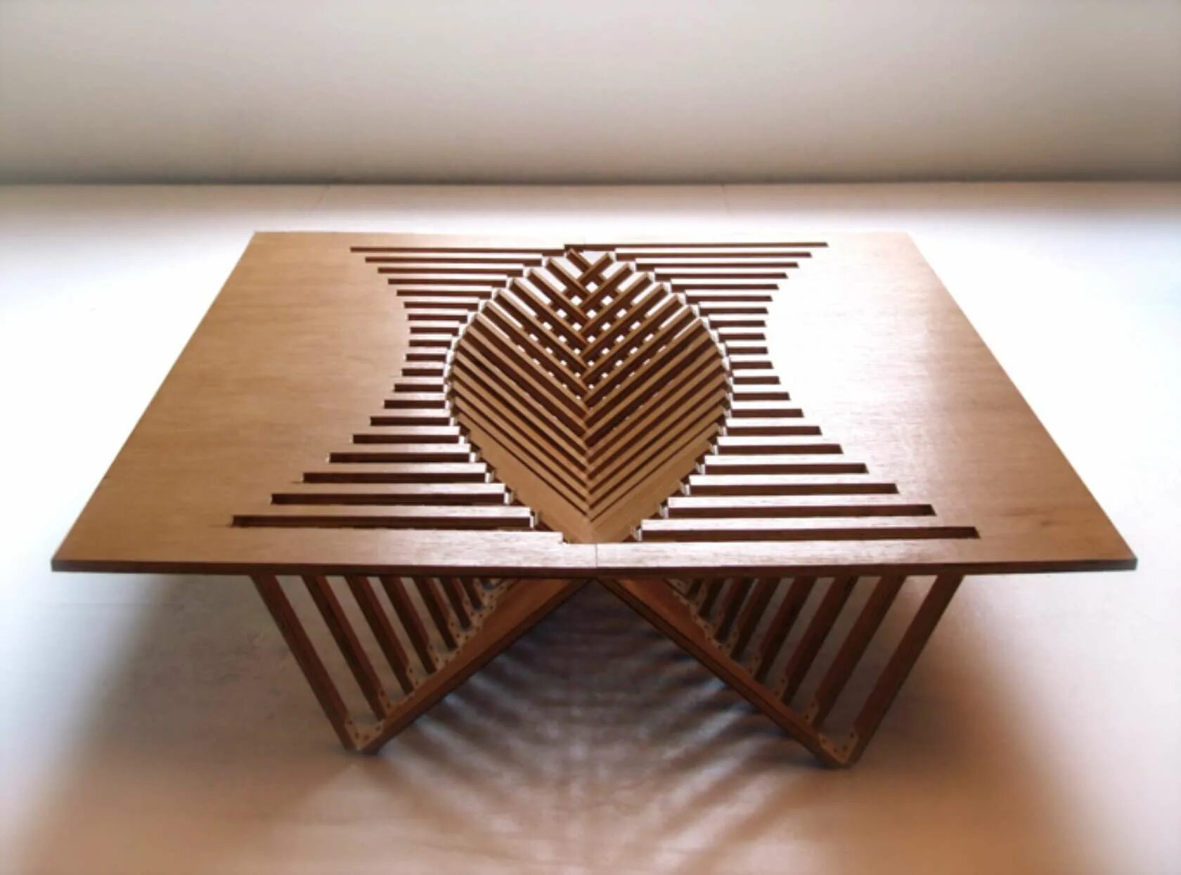 Стол складной Robert van Embricqs. Складной стол iz faneri. Журнальный столик Робер 2м. Столик "Coffee Table" Design. Столик формой с