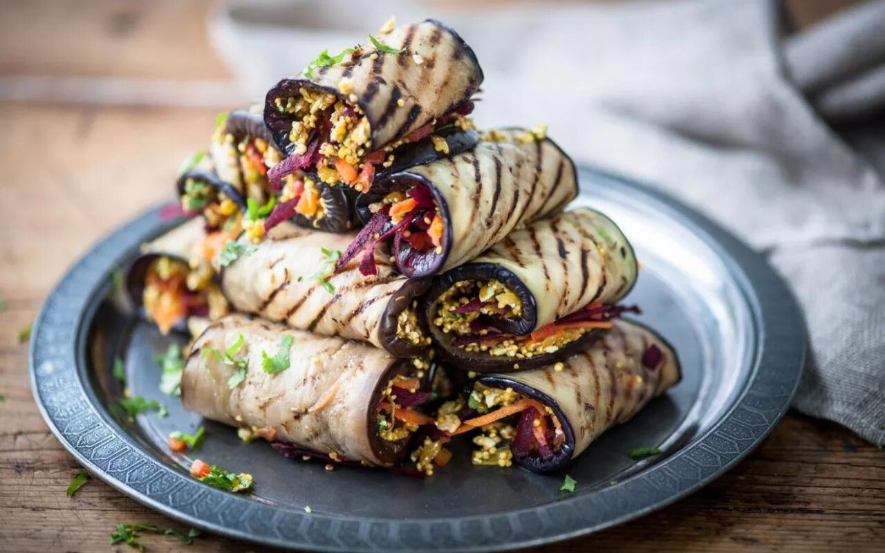 оригинальные блюда. необычные блюда. оливье 2021. порционные закуски на праздничный стол. горячие закуски на фуршет.