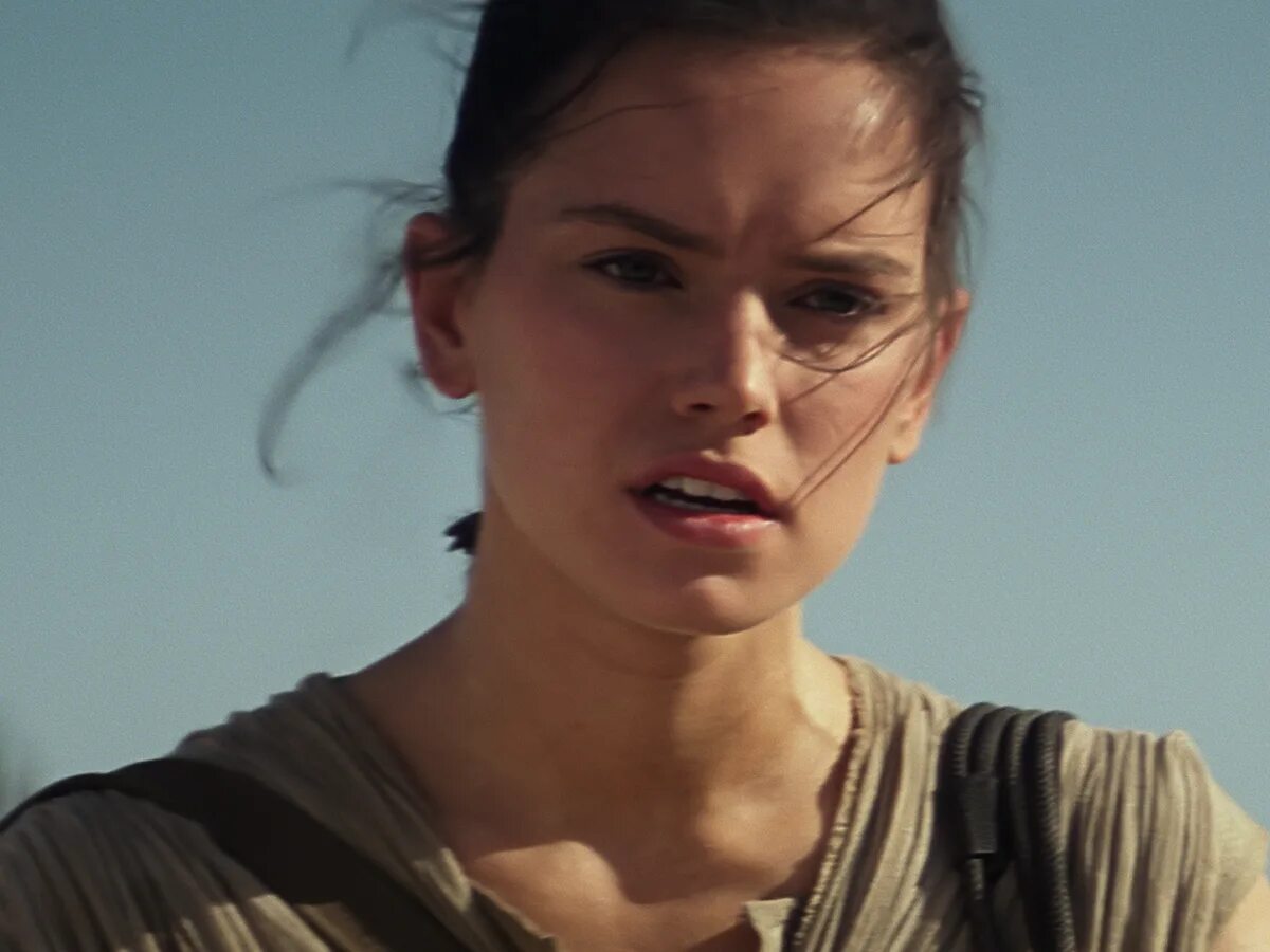 Рей звездные войны актриса. Дейзи Ридли. Дейзи Ридли Звездные войны. Daisy Ridley Звездные войны. Star Wars Rey.