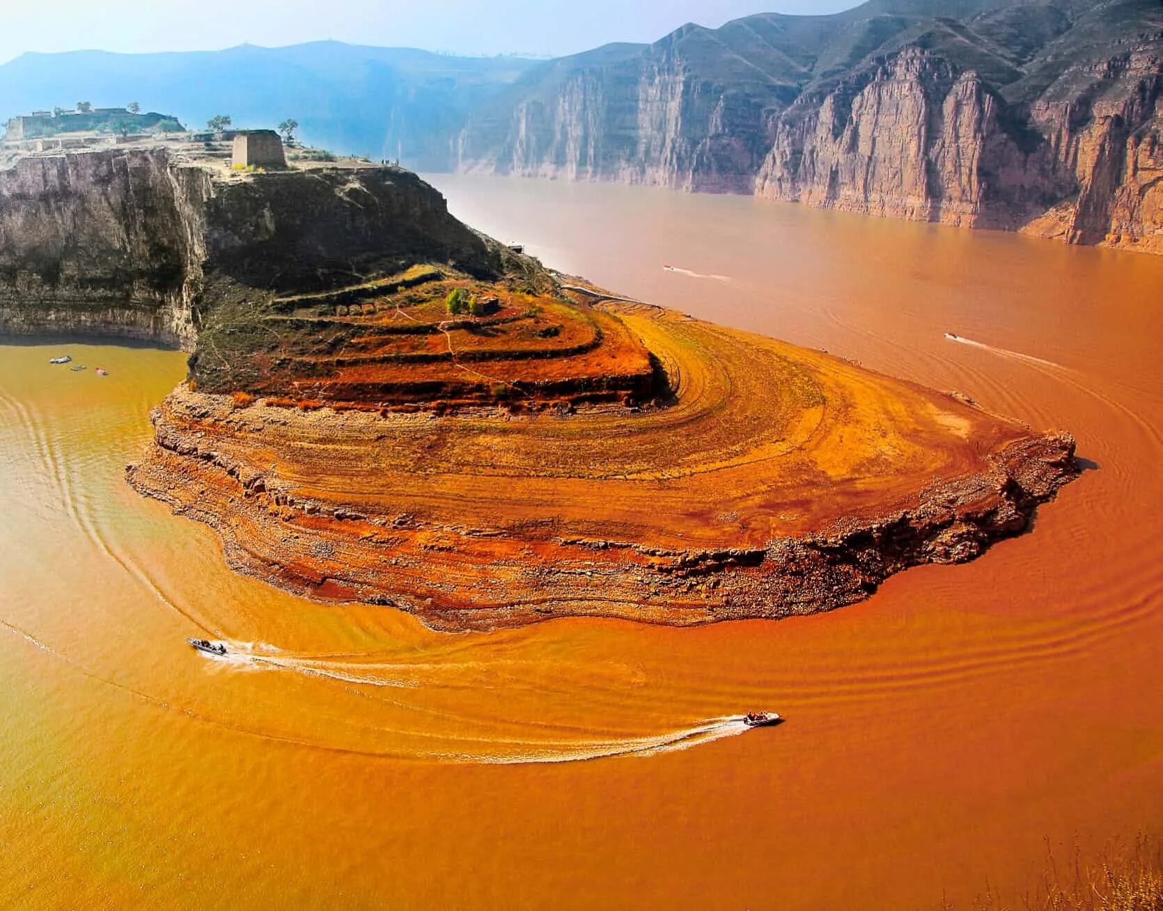 Китай река Хуанхэ. Долина Хуанхэ. Природа Китая Хуанхэ. Хуанхэ желтая река.