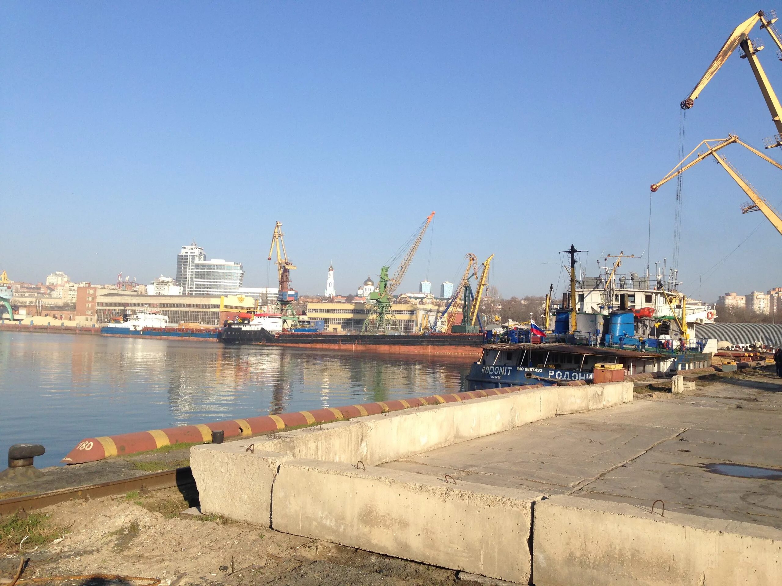 про порт и акваторию. про порт и акваторию. акватория порта сочи. в порту мультфильм катерок. в порту 1975 союзмультфильм.