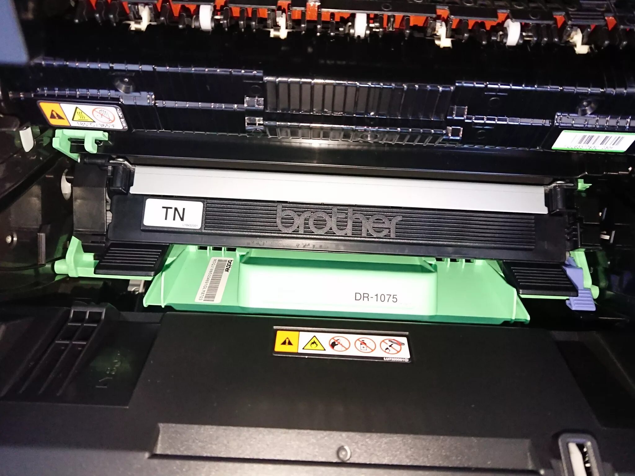 Brother 1510r картридж. Brother DCP-1510r. Brother DCP 1510. Принтер бротхер 1510. Brother DCP-1510r картридж.