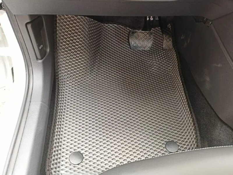 Коврики jetta vs5. Крепление ковриков фольксваген джетта. Volkswagen jetta 6 ева коврики. Коврики фольксваген джетта 6. Коврики jetta vs5.