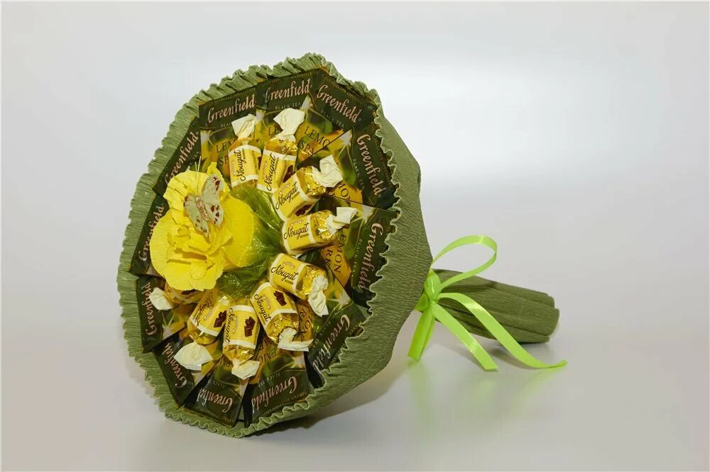 букет из чая пакетированного. букет из пакетиков чая greenfield. букет из чайных пакетиков. подарок из пакетиков чая. букет из чайных пакетиков своими руками.