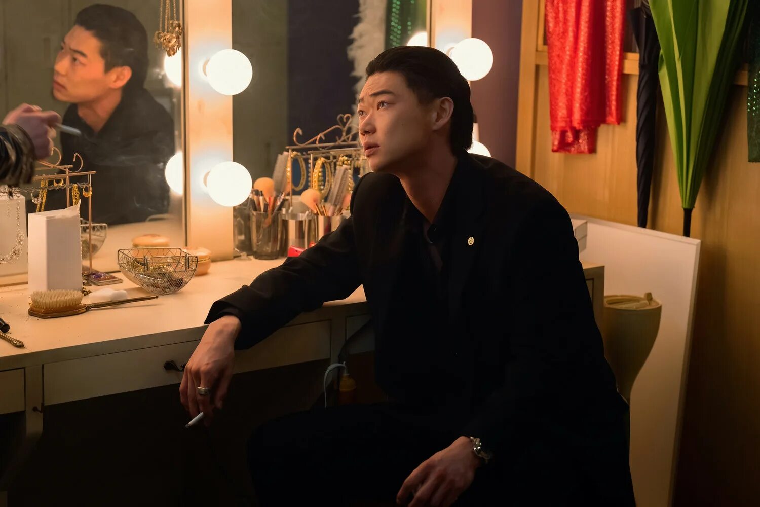 Tokyo vice. Полиция токио сериал сато. токио вайс. tokyo vice 2025. полиция токио сериал с 2025 г..