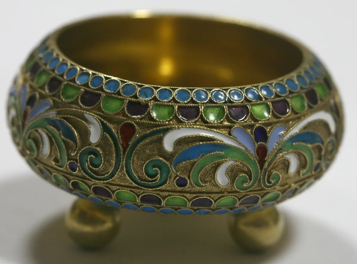 напайная филигрань с эмалью. эмаль по скани. стопка серебро эмаль 19 век. эмаль по скани.