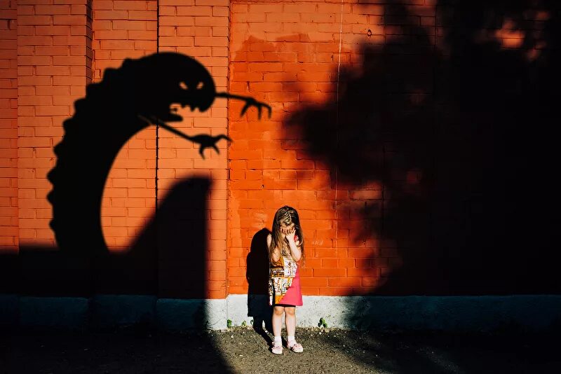 страшные детские музыки. талантливые дети. Genesis nursery cryme 1971. страшилки для детей 5 лет. америка дети хэллоуин.