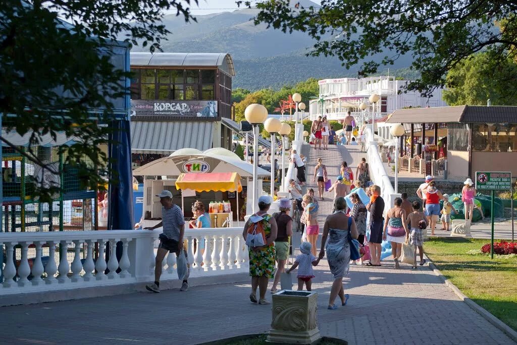 Кабардинка 2023. Кабардинка центральная набережная. Население кабардинки. Кабардинка море 2023. Население кабардинки.