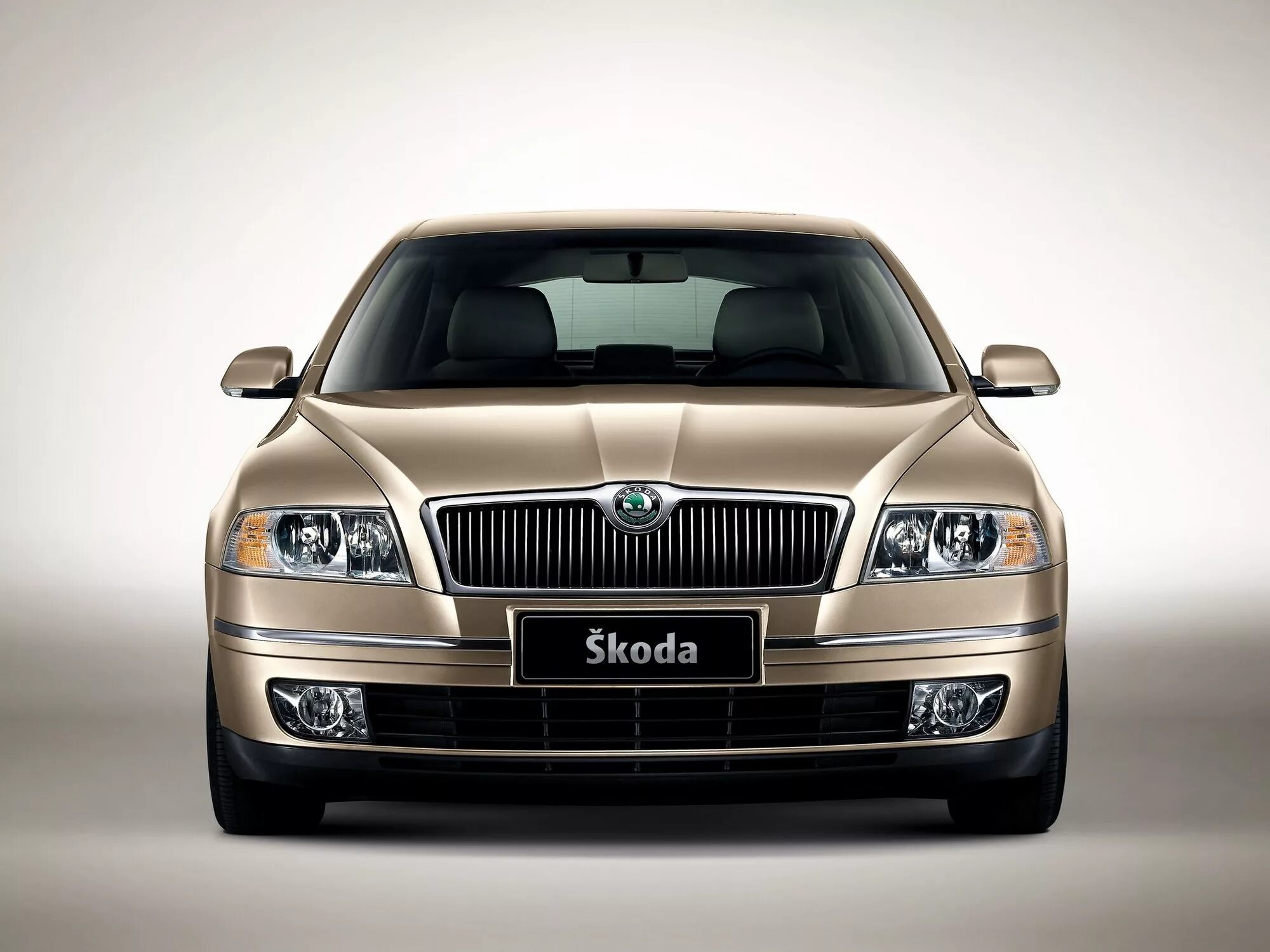 Шкода первого поколения. Skoda Octavia 2. Skoda Octavia 1 поколение. Skoda Octavia II 2004-2008. Škoda Octavia 2 поколение.