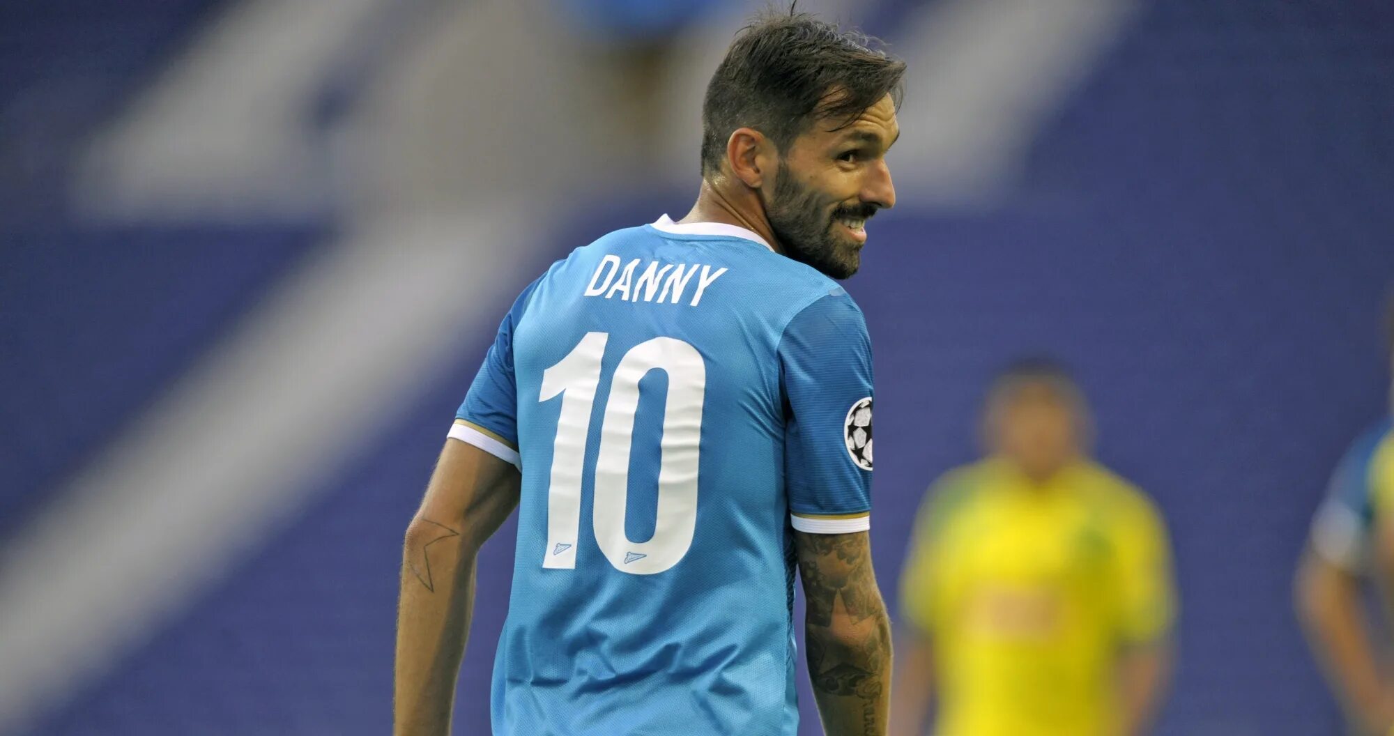 Мигель данни футболист. Мигель данни футболист. Дани алвес футболист. Мигель данни маритиму. Мигель данни футболист.