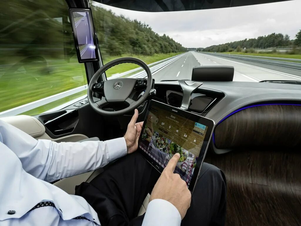 Unmanned vehicles. Mercedes-Benz Future Truck 2025. Mercedes Future Truck 2025 с автопилотом грузовой. Mercedes-Benz Future Truck 2025 салон. Mercedes Benz 2025.