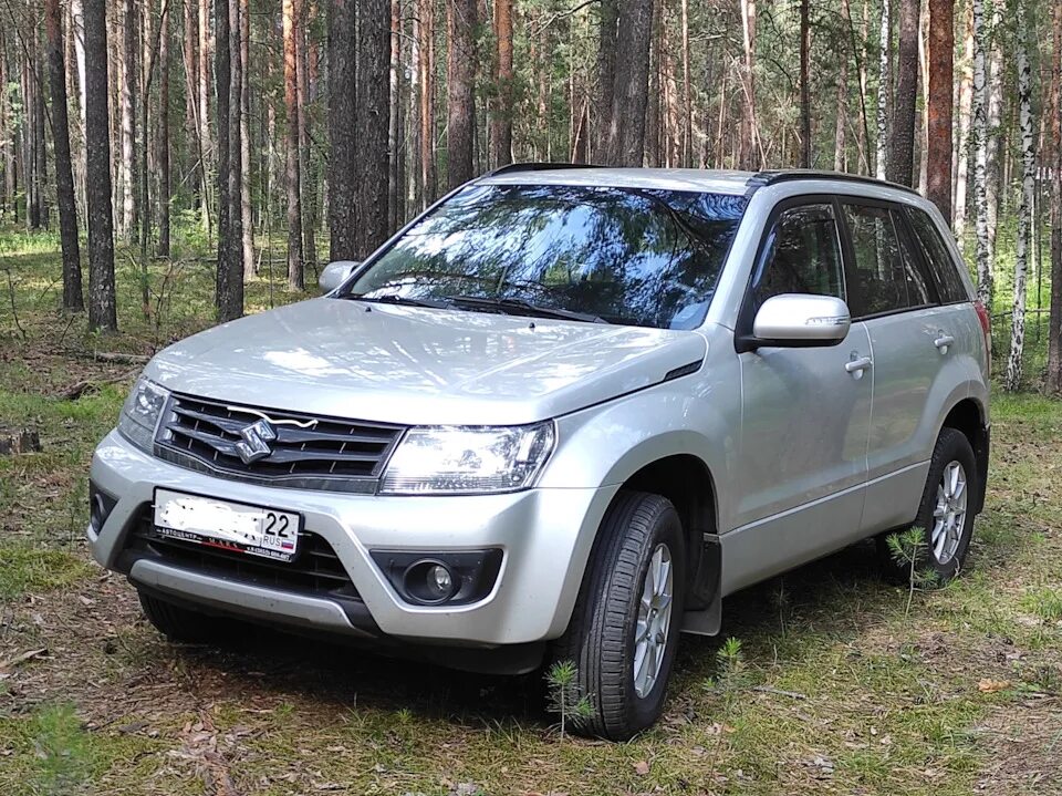 Suzuki витара 2013. Сузуки гранд витара 2013. Сузуки витара 2013 5 дверка. Suzuki grand vitara 2013. Сузуки гранд витара 2013.