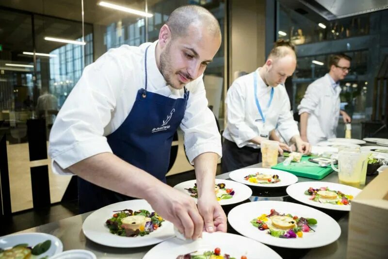 Share ресторан москва вознесенский. кофейня «coffee shop» в афинах. интерьер пиццерии с открытой кухней. ресторан интерьер современный. барная стойка для кафетерия.