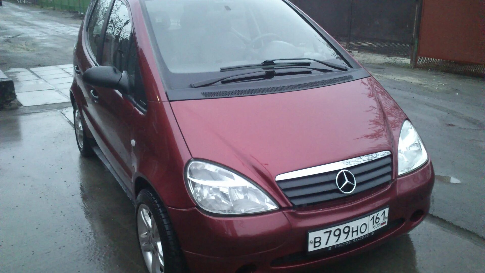 Мерседес а 2000 год. Мерседес а 170. mercedes-benz a 170 cdi. мерседес класса w168 красный. мерседес а170 1999 года.