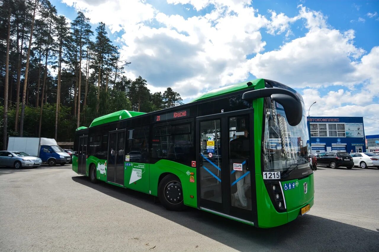 Троллейбус с автономным ходом екатеринбург. Новый электробус в екб. Новый троллейбус екб. Тролза мегаполис в екатеринбурге. Электробус синара-6253.