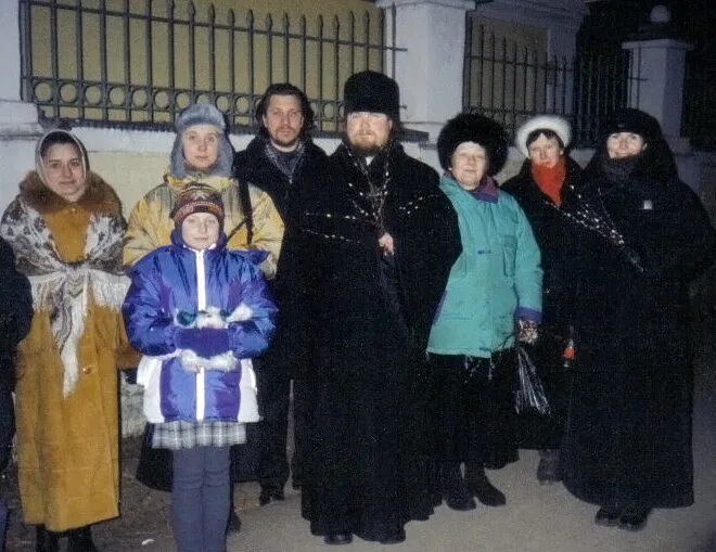 Служба в храмах в одинцово. Село луцино храм николая чудотворца. Георгиевский собор одинцово внутри. Служба в храмах в одинцово. Батюшки георгиевского храма в одинцово.