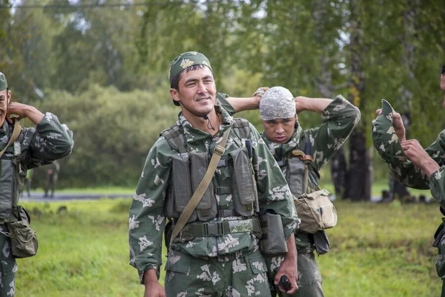 Про военную разведку. Военный разведчик. Разведчик войсковой разведки. Разведка боем. Отличники войсковой разведки 2020 в Новосибирске.