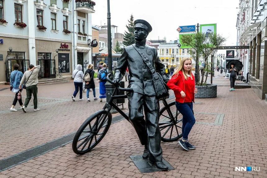 Большая покровская улица 1. Арбат Нижний Новгород большая Покровская. Нижегородскому Арбату - улице большой Покровской. Нижегородскому «Арбату» - улице большой Покровской осень. Малый Арбат в Нижнем Новгороде.