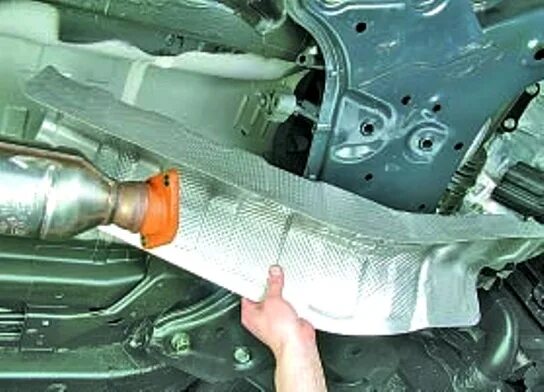 Термоэкран глушителя. Термоэкран ford focus 1. термоэкран глушителя вольво s80. термоэкран ep6dtm. термоэкран фокус 3.