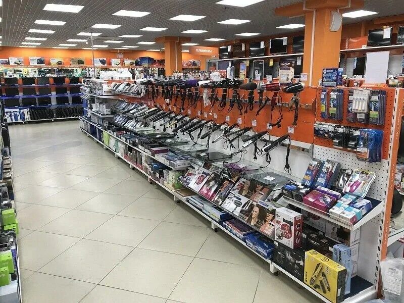 трц лабытнанги. открытие днс тц в уралмашевский. днс верхняя пышма. лабытнанги торговый центр. днс-9 пыть-ях.