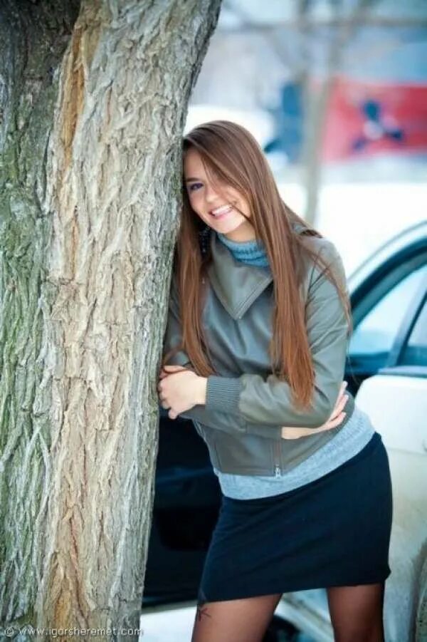 девушка на вокзале. девочки приехали. реклама девушки рядом с вами. девушки рядом с вами. девушки рядом, с пустошке.