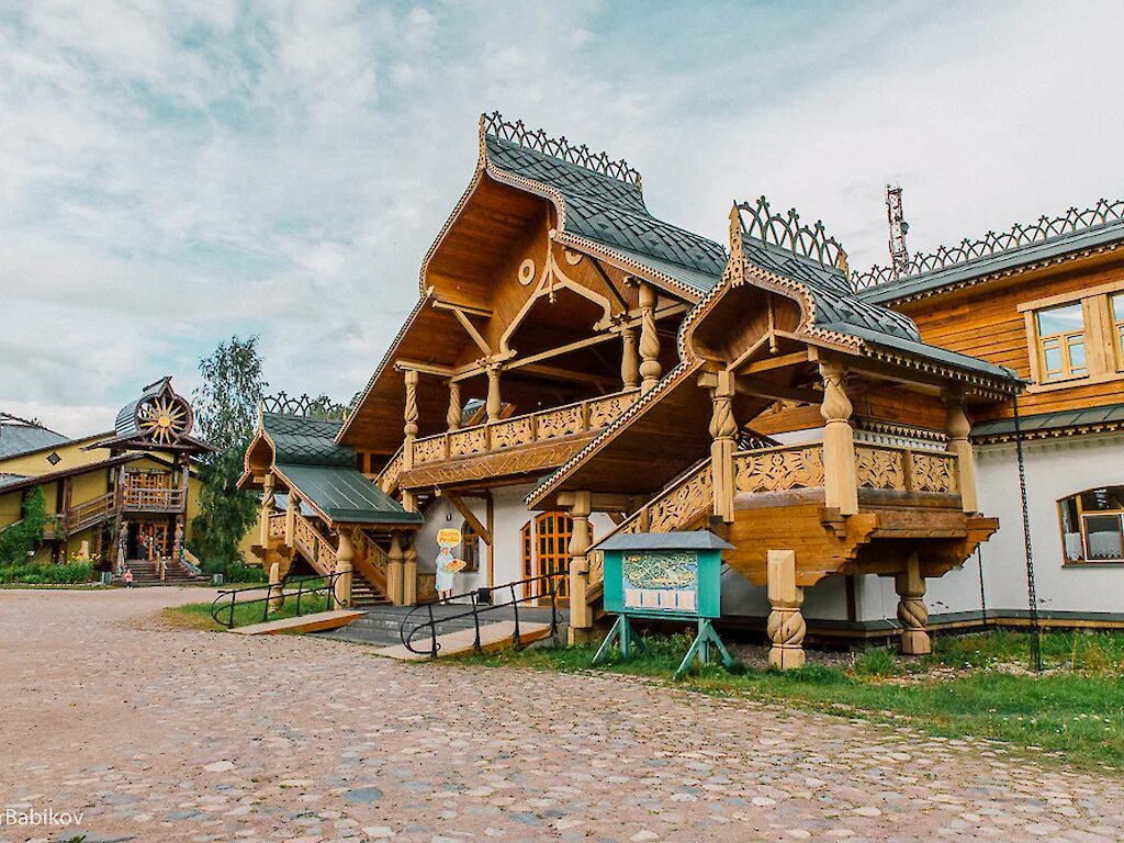 Туристическая деревня мандроги в ленинградской области. Мандроги. Мандроги. Удивительная деревня мандроги. Сказочная деревня мандроги.