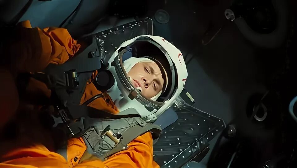 Гагарин первый в космосе видео