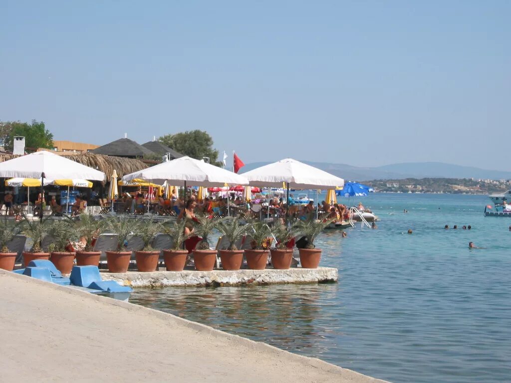 Med cesme в реальном времени. Cesme. Cesme SUW. Cesme отдых для молодых пляжи и клубы. Led Çeşme.