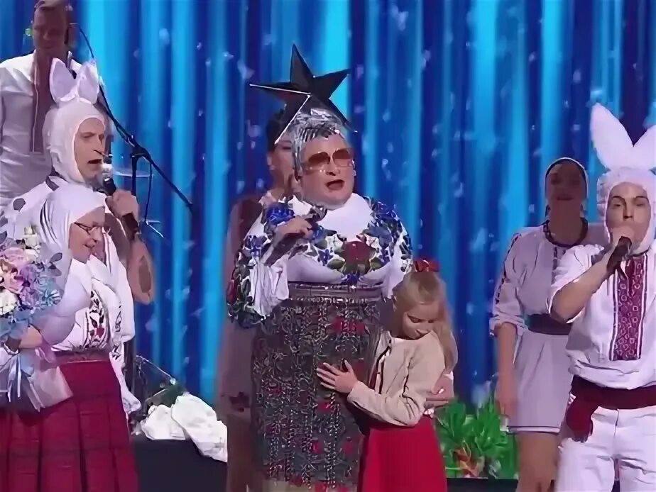 Верка сердючка концерт. Концерт верки сердючки 2022. Сердючка песни видео. Верка сердючка розовый свитер. Верка сердючка евровидение 2007.