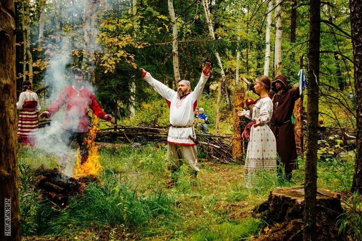 Язычники поклонения. Славянские обряды. Языческий. Славянские ритуалы. Язычество на Руси.