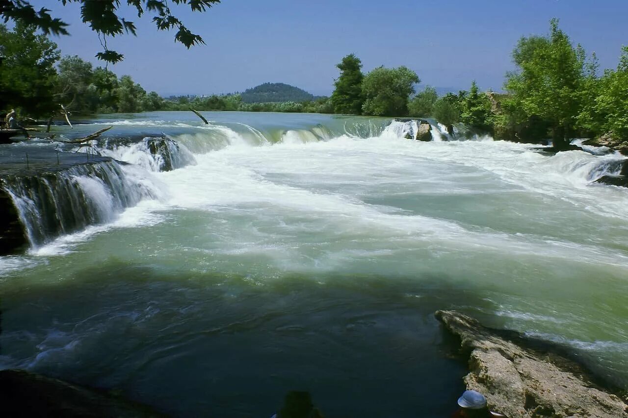 Manavgat antalya. Река Манавгат. Водопад Манавгат. Манавгат Сиде Турция. Водопад Манавгат Турция Сиде.